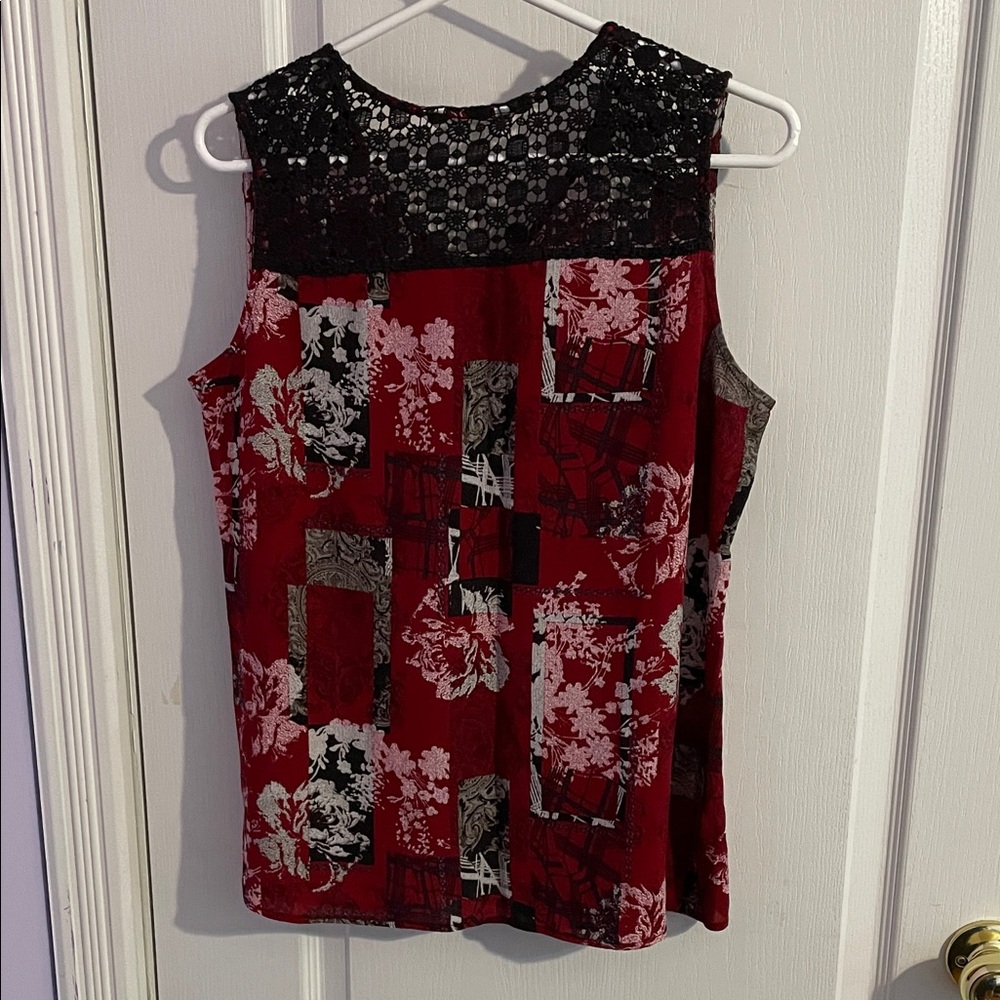 Northern Reflections Red and Black Floral Blouse